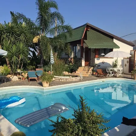 Holiday home Dimora Fragolina