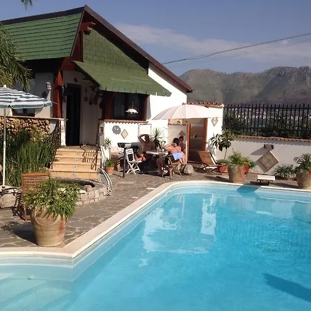 Holiday home Dimora Fragolina