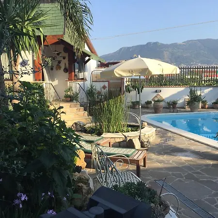 Dimora Fragolina Holiday home